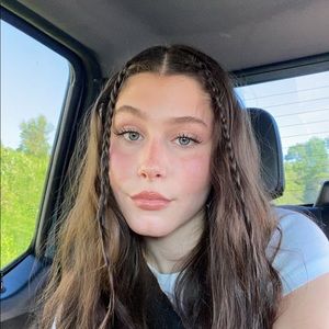 Meet your Posher, Angelina